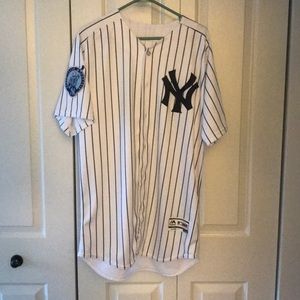 New York Yankees Derek Jeter Captain patch Jersey.